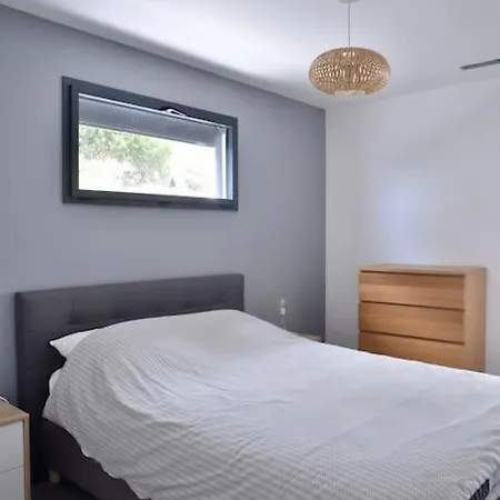 Of House With Sea View 50m From The Lägenhet Le Lavandou