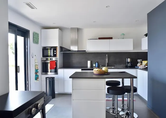 דירה Of House With Sea View 50m From The