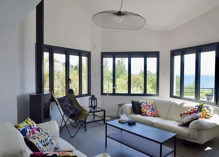 Of House With Sea View 50m From The * Ле-Лаванду