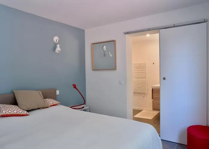 Of House With Sea View 50m From The דירה *